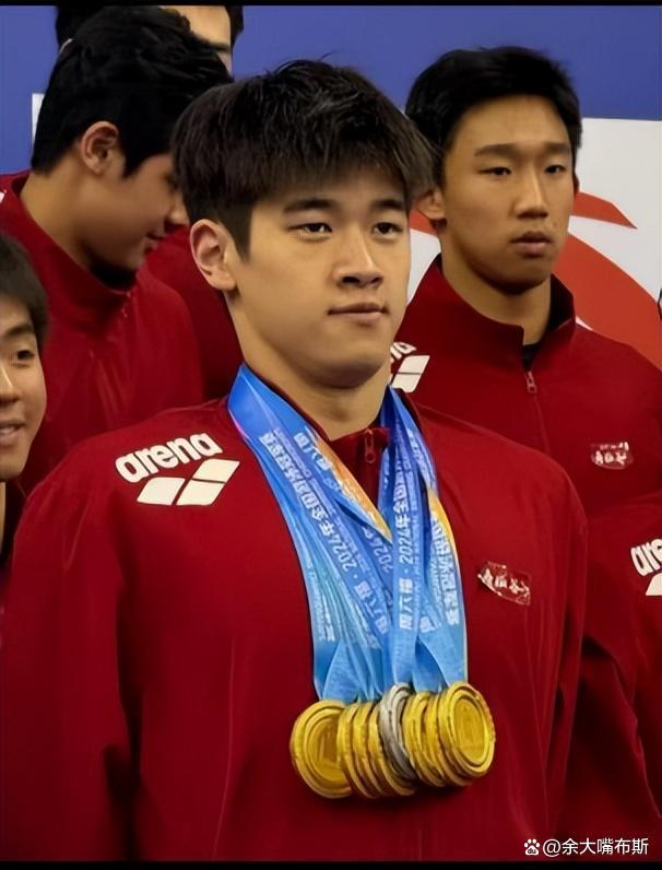 关于法国游泳健将实力出击，夺得首金的信息