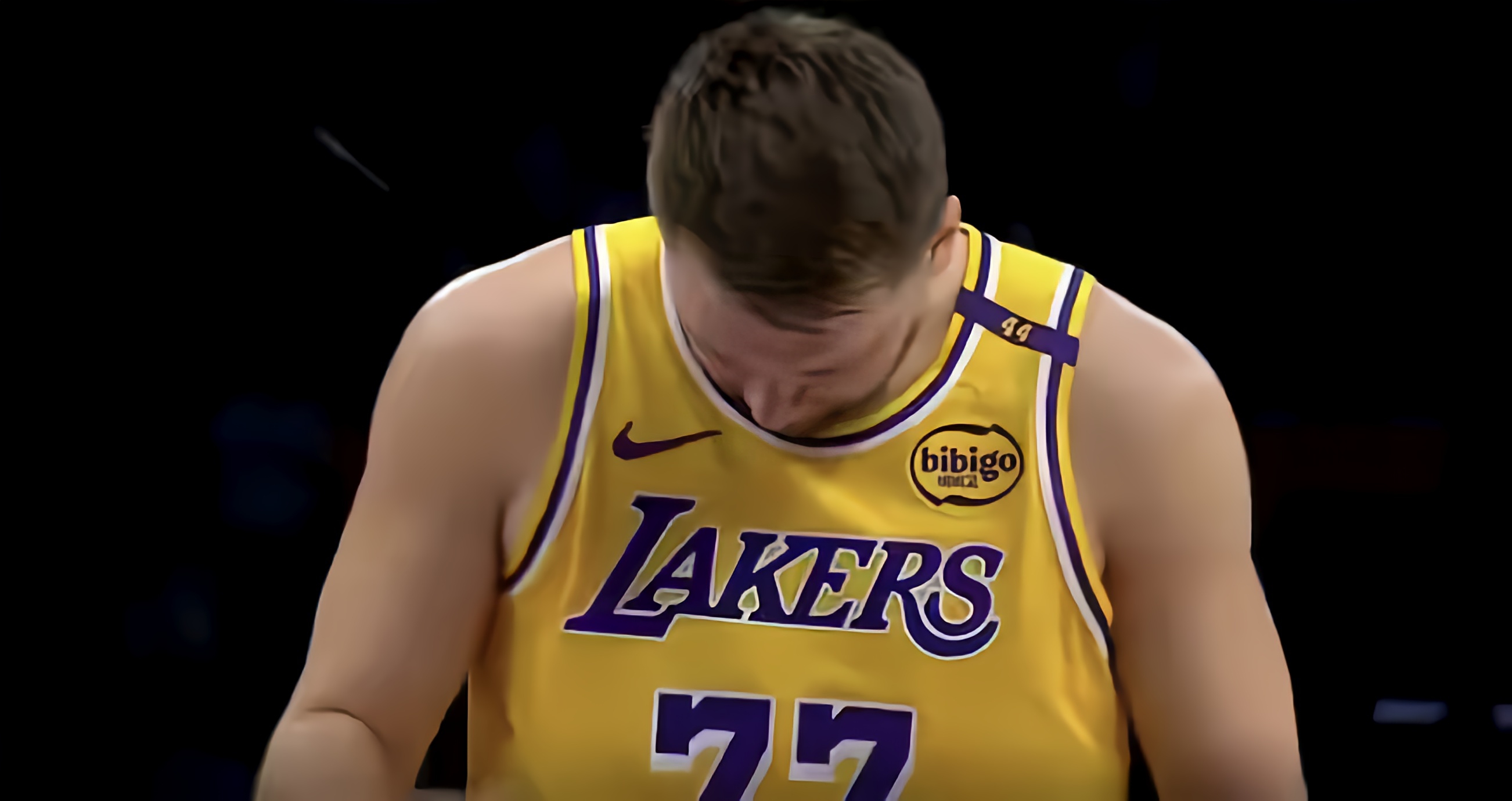 主场作战失利，湖人队面临季后赛压力的简单介绍