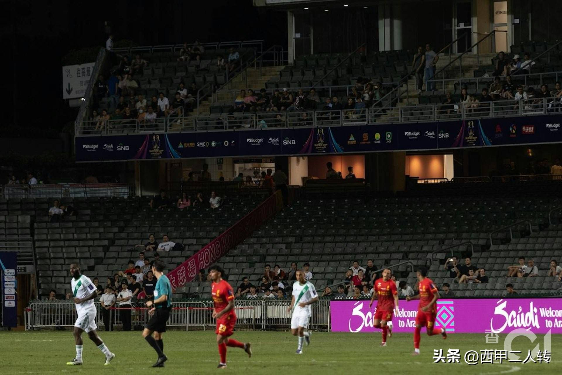 米兰体育竞技-特别节目！赛场间歇，球场上演精彩表演秀！的简单介绍