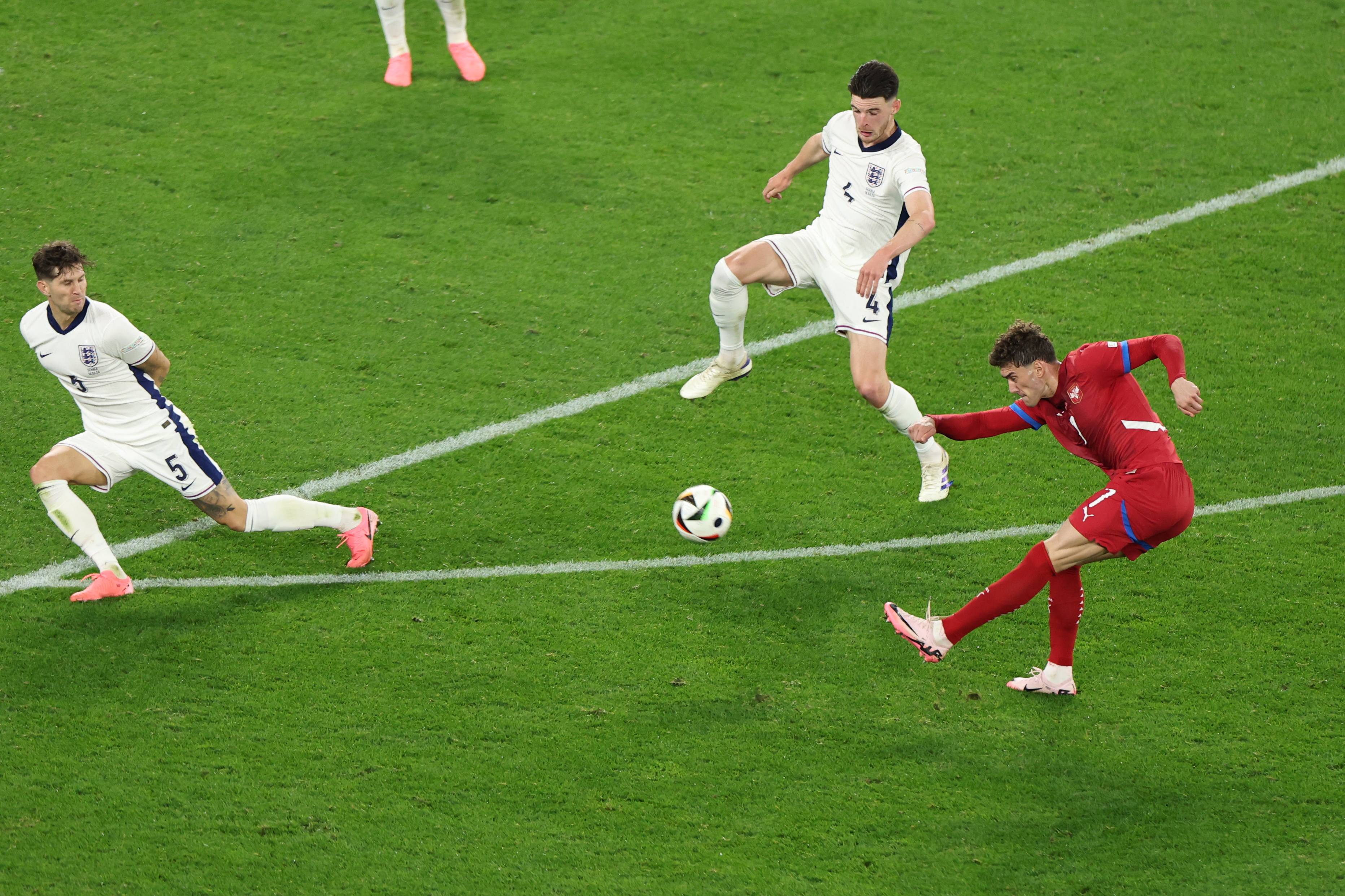 克罗地亚队凭借进攻火力获胜，瞄准卫冕目标的简单介绍