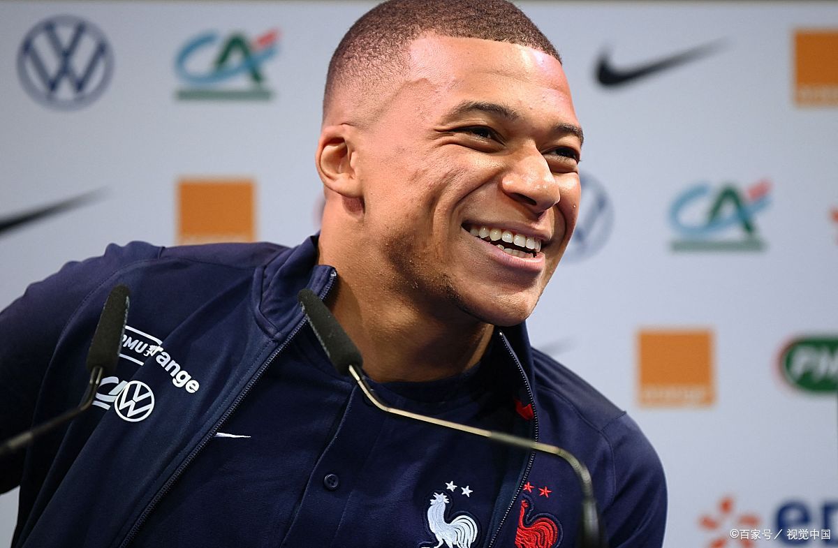 关于摩尔多瓦队员艰苦作战，晋级前十六强的信息