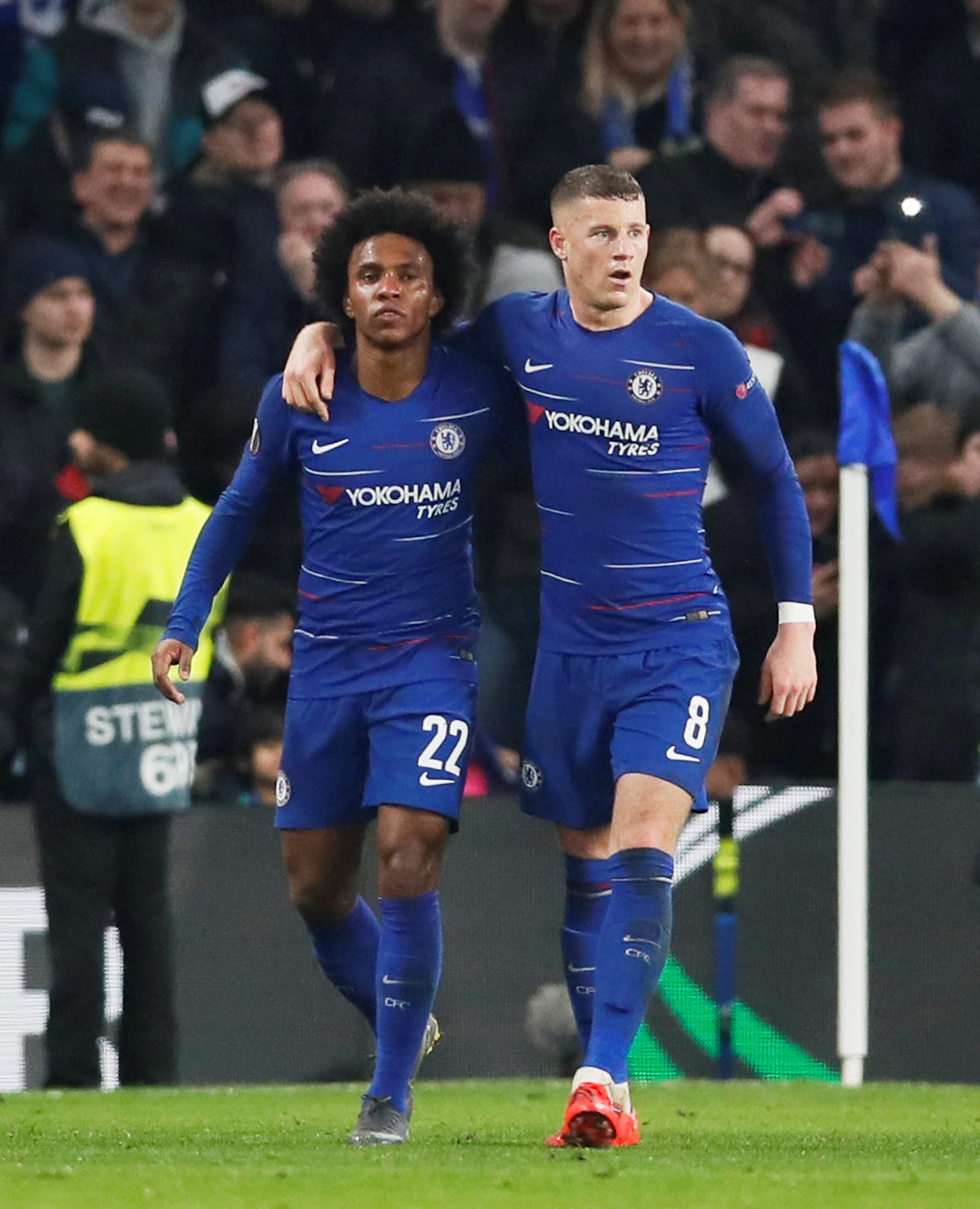 关于摩尔多瓦队员艰苦作战，晋级前十六强的信息