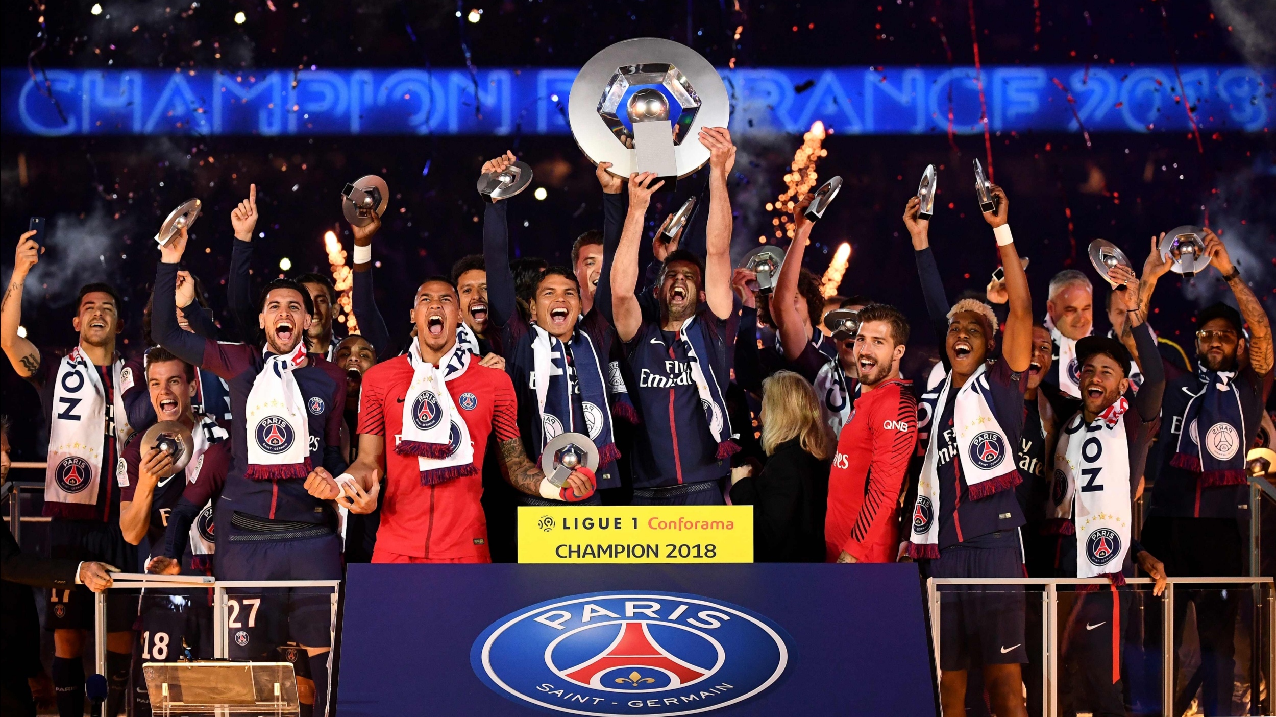 米兰体育网页版-关于欧洲足球赛场形势严峻，各路豪门争夺头名的信息