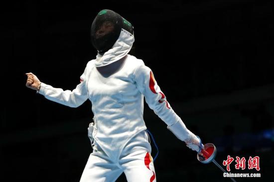 罗马尼亚击剑选手胜出，冲击冠军