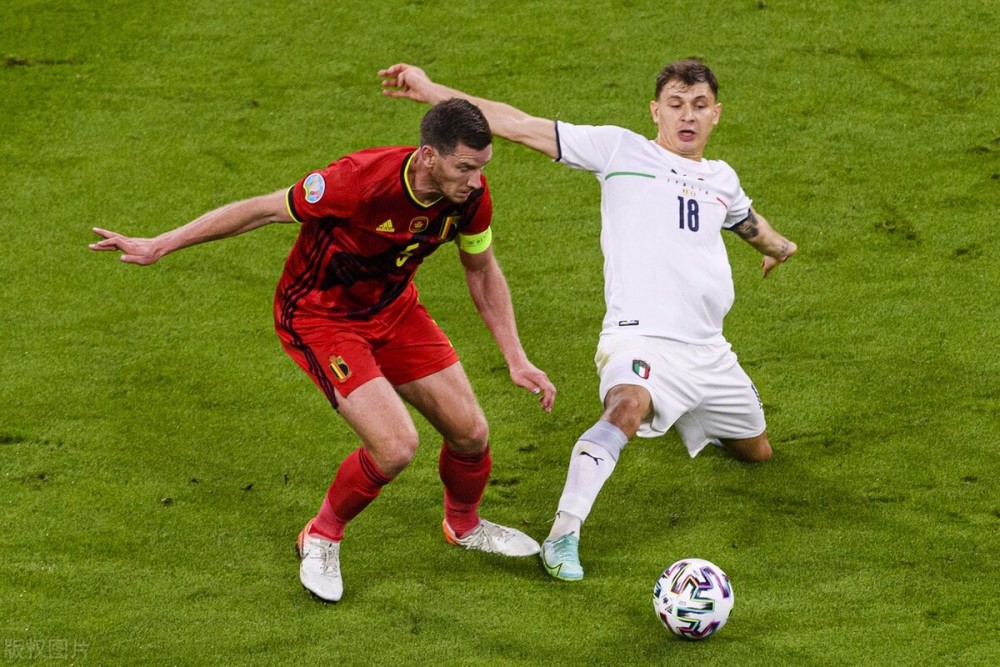 意大利力挫西班牙，强势晋级欧洲杯决赛的简单介绍