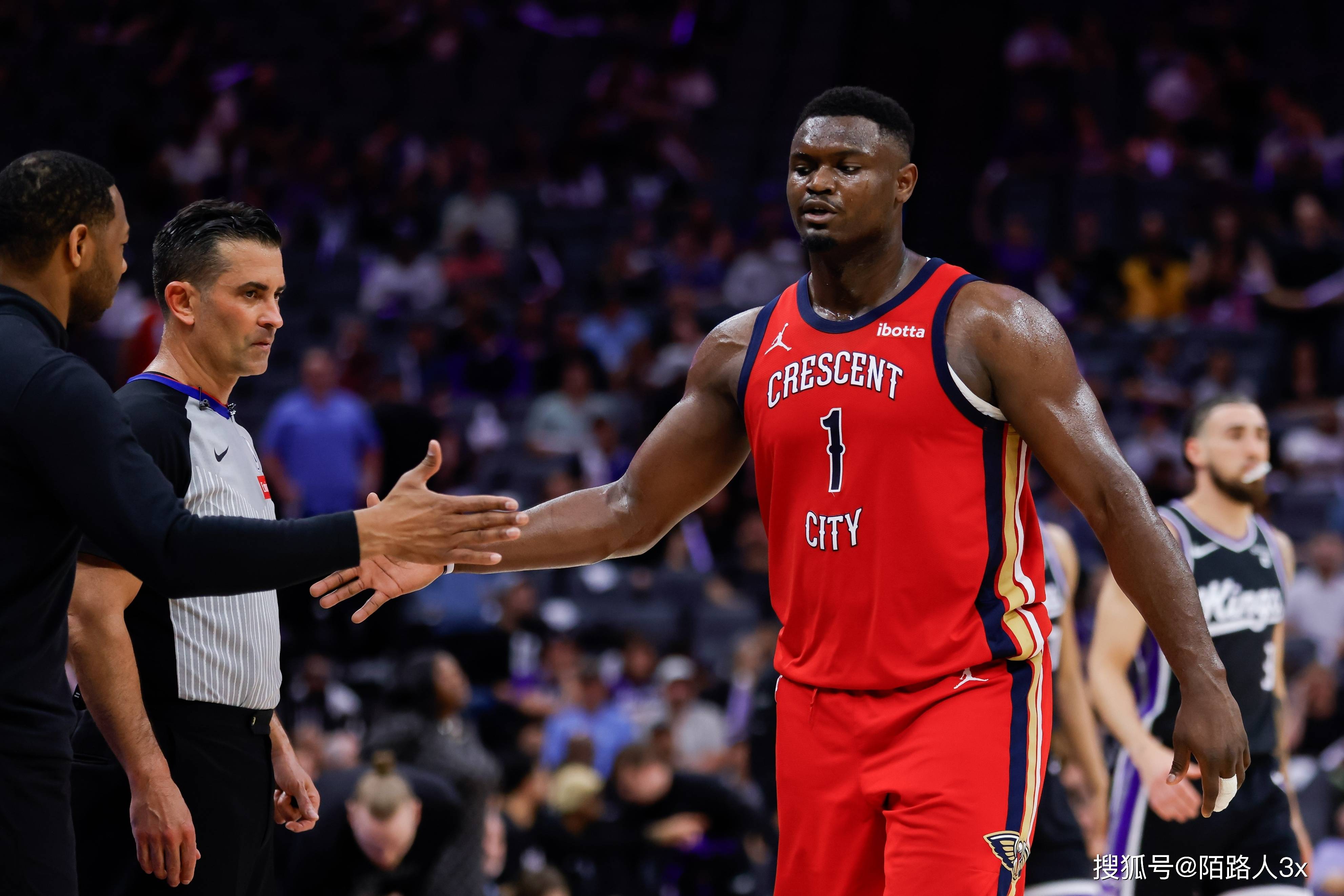 米兰体育官网入口-包含火箭压哨击败独行侠，魔术队横扫老鹰的词条